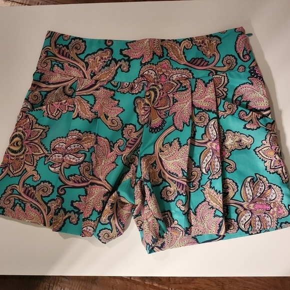 Loft Paisley Shorts size 0 - Picture 3 of 8